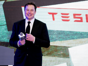 Elon Musk is now Only behind Jeff Bezos, Becomes Second-Richest Man